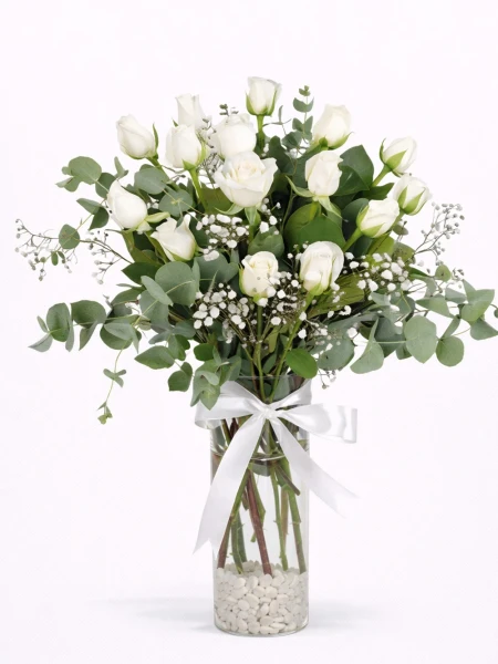 15 Beyaz Gül Aranjmanı