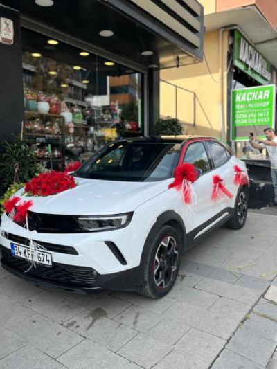 Kırmızı Gelin Araç Süslemesi - gelin-arabalar - Açelya Çiçek