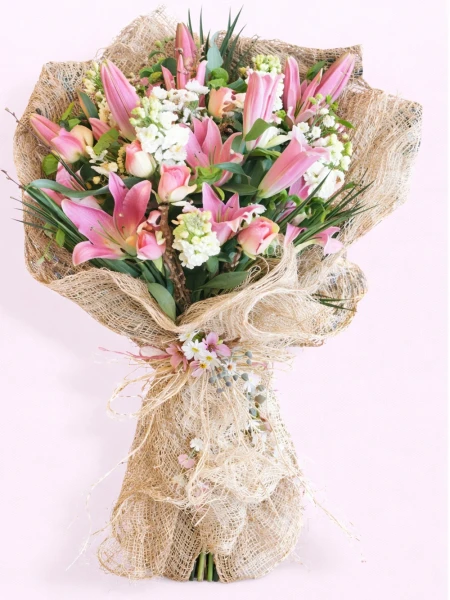 Kokulu Pembe Lilyum Buketi